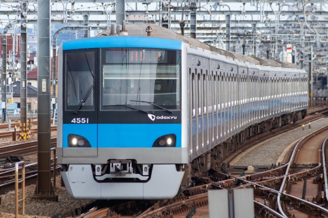 小田急線沿線のゴルフ練習場20選｜新宿・下北沢・成城学園前・町田・相模大野・海老名のおすすめインドアゴルフ