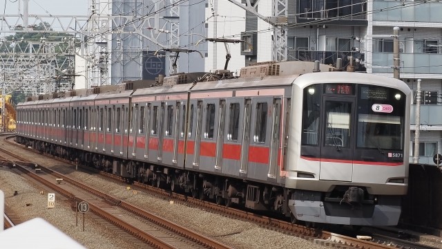 東急東横線沿線のゴルフ練習場20選｜駅近インドア＆屋外打ちっぱなしを完全ガイド